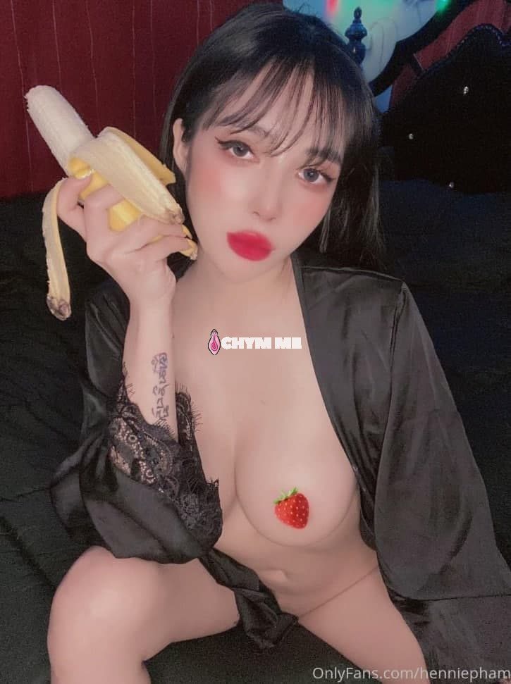 HenniePham Onlyfans Leak (57 Photo & Video)